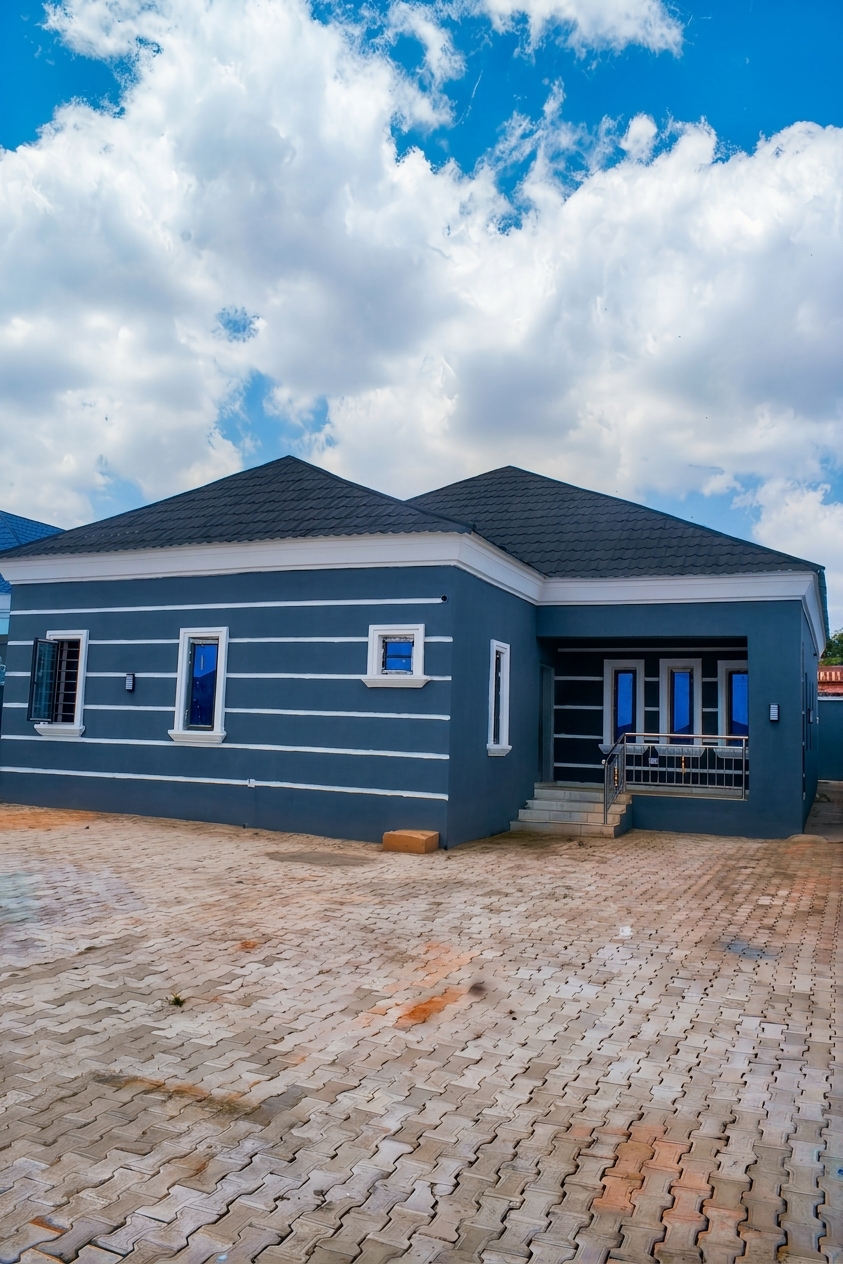 3-bedroom bungalow for sale in Tunga, Minna — verified